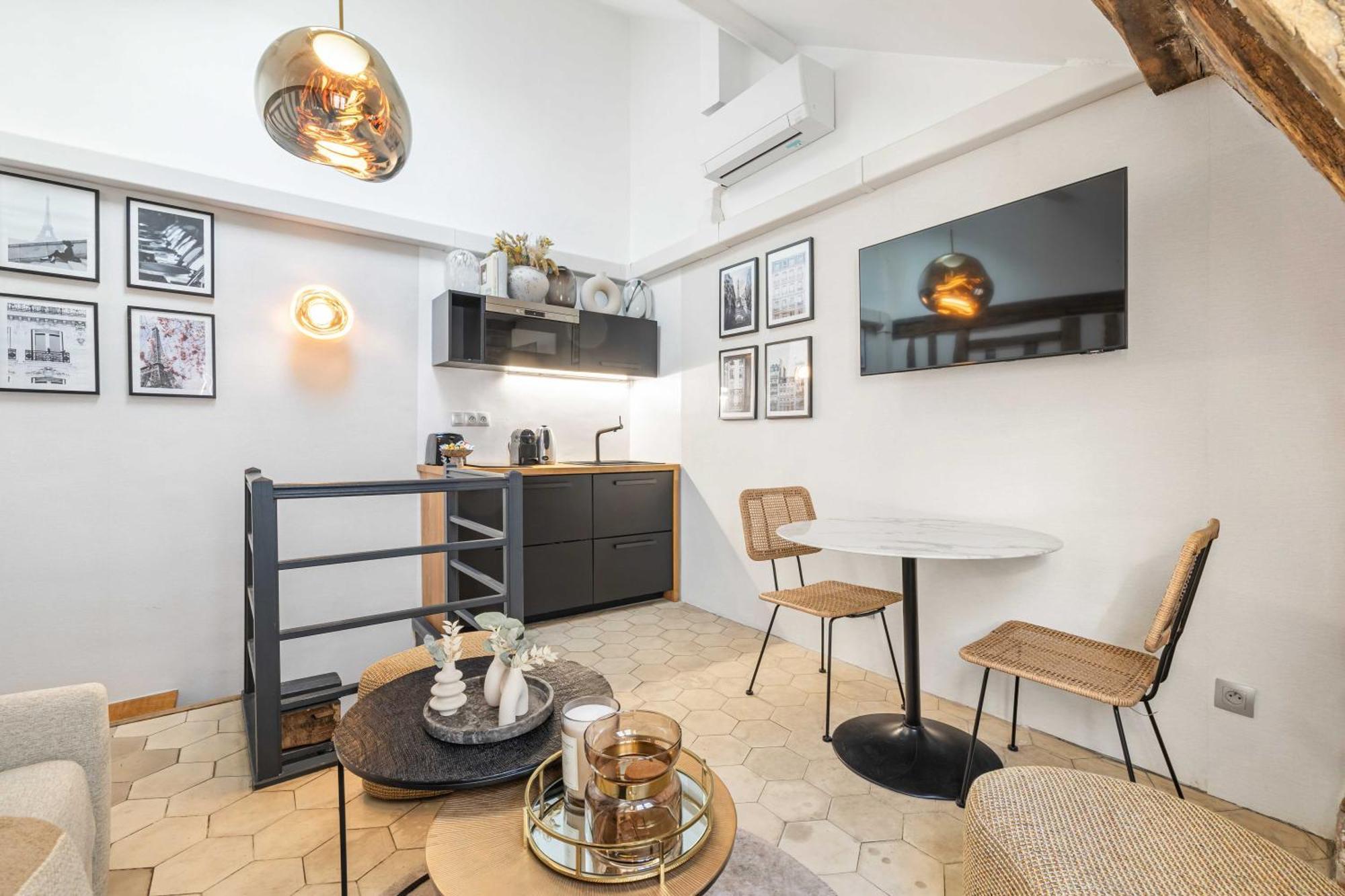 Ultra Central Historical Parisian Flat - Louvre Esterno foto